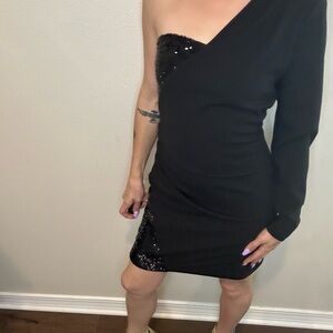 Elegant Black One-Shoulder Dress